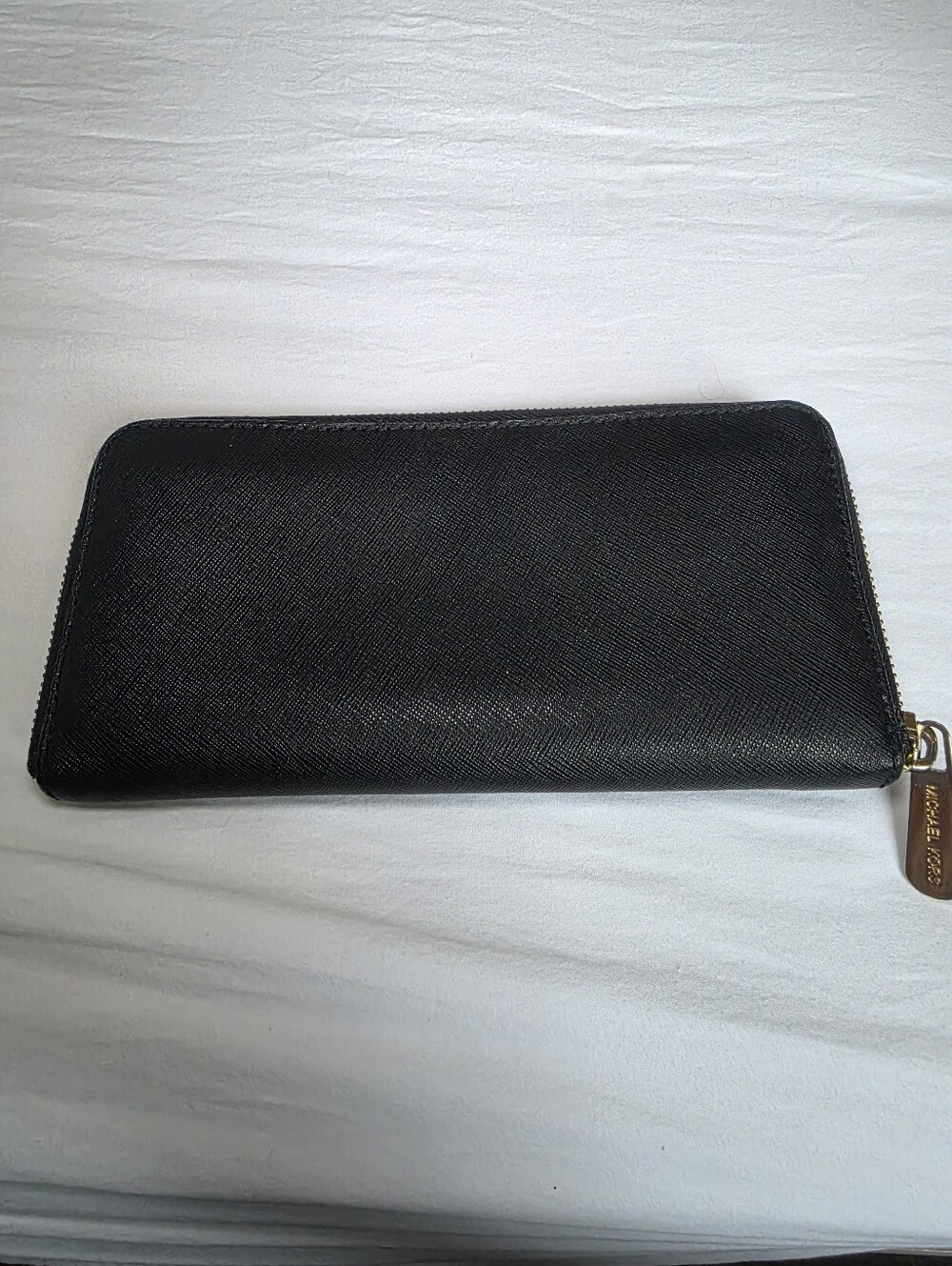 Michael Kors Black Saffiano Leather Zip Wallet with Gold Logo - Picture 13 of 15